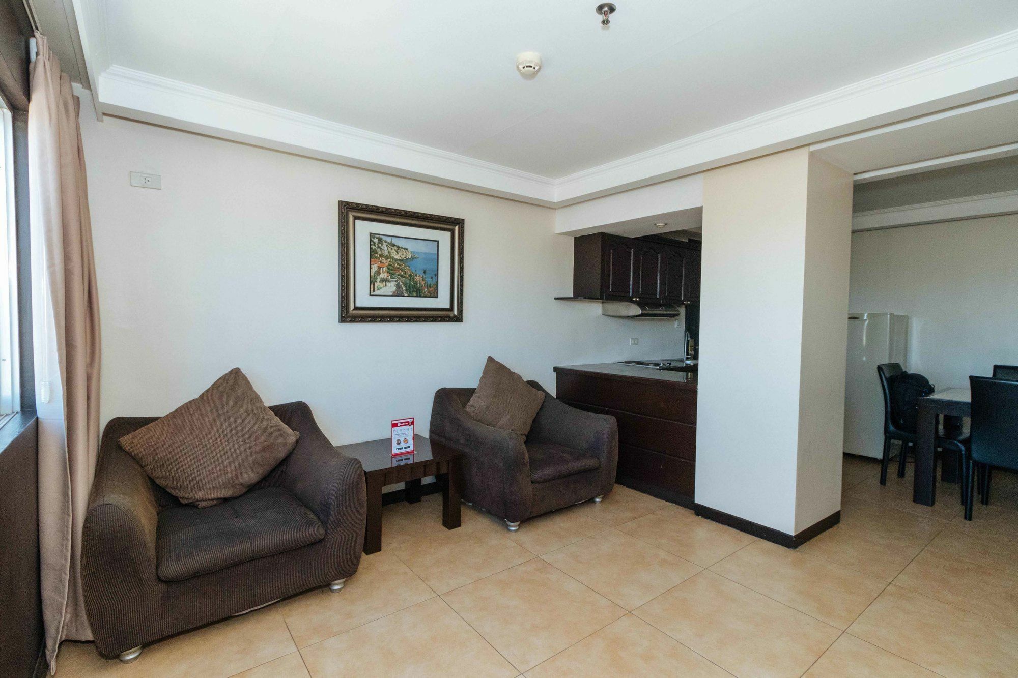 เรดดอร์ซ พลัส แอท โพรเจ็ก 6 เกซอนซิตี้ Hotel ภายนอก รูปภาพ